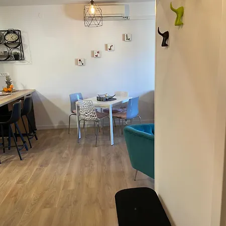 Apartamento “gust” *