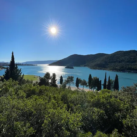 “gust” Ploce (Dubrovnik-Neretva)